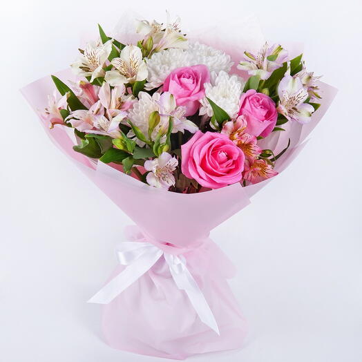 Bouquet de roses, d alstroemeres et de marguerites