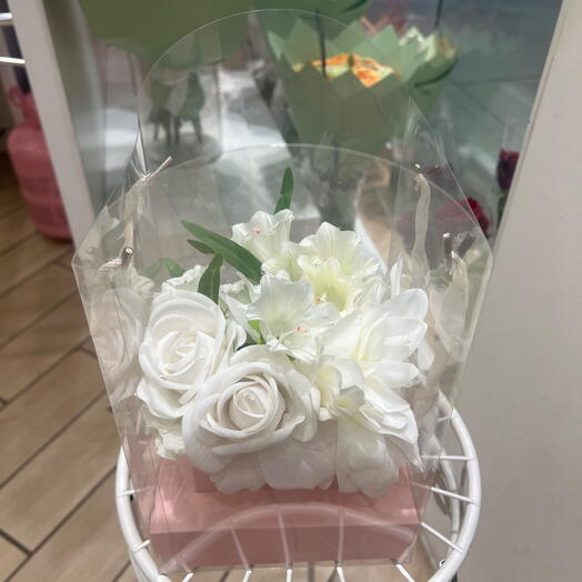 Sac fleurs artificielles blanches