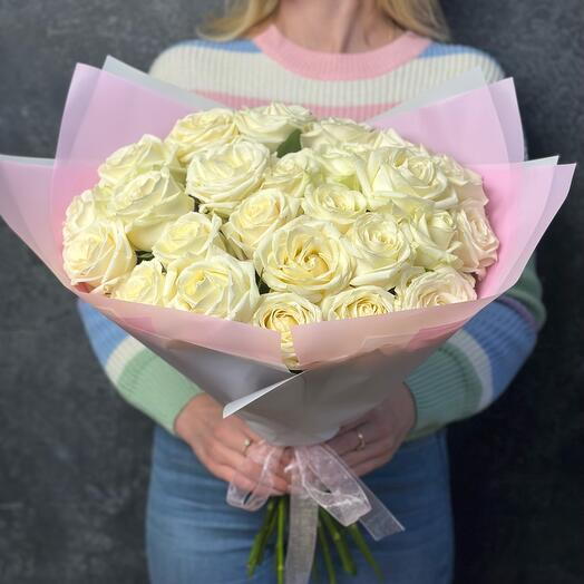 Bouquet of 25 white roses