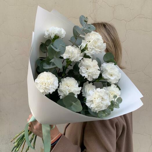 Bouquet d oeillets blancs
