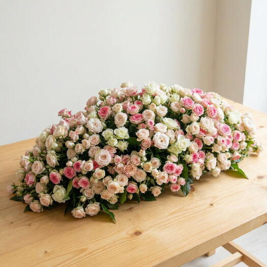 Composition de roses branchues