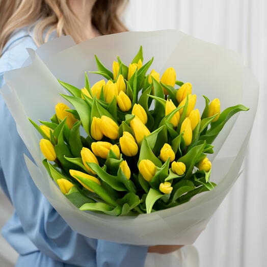Bouquet de tulipes jaunes eclatantes (35 tiges)
