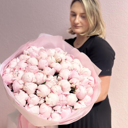 PEONIES ROSE