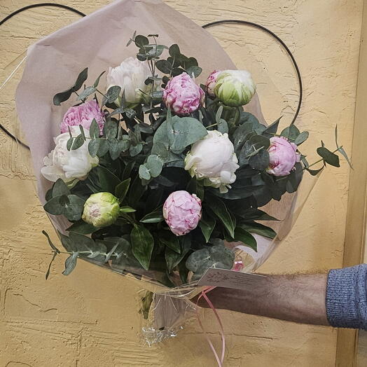 Pivoines roses foncees et blanches