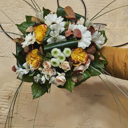 Осенний букет в коричневых, зелёных, жёлтых тонах