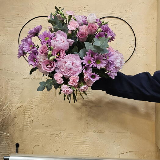 Bouquet de couleurs rose avec pivoines