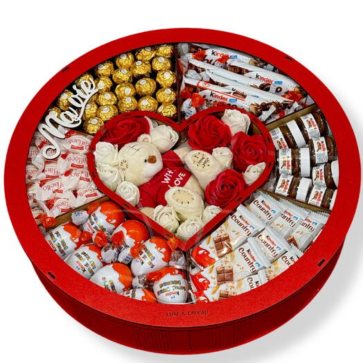 Coffret Cadeau en Bois Rouge – Ours en Peluche, Fleurs et Chocolats Premium