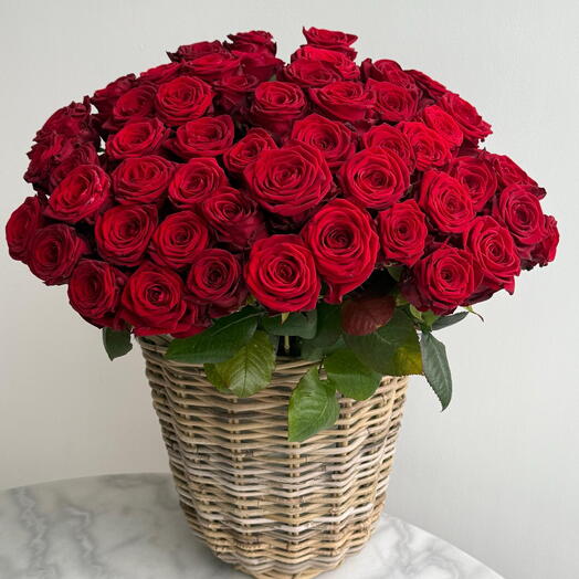 101 Roses in basket