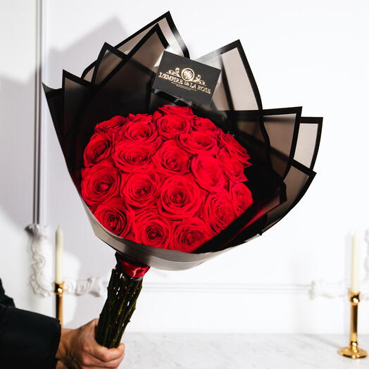 Bouquet de 21 roses rouges fraîches